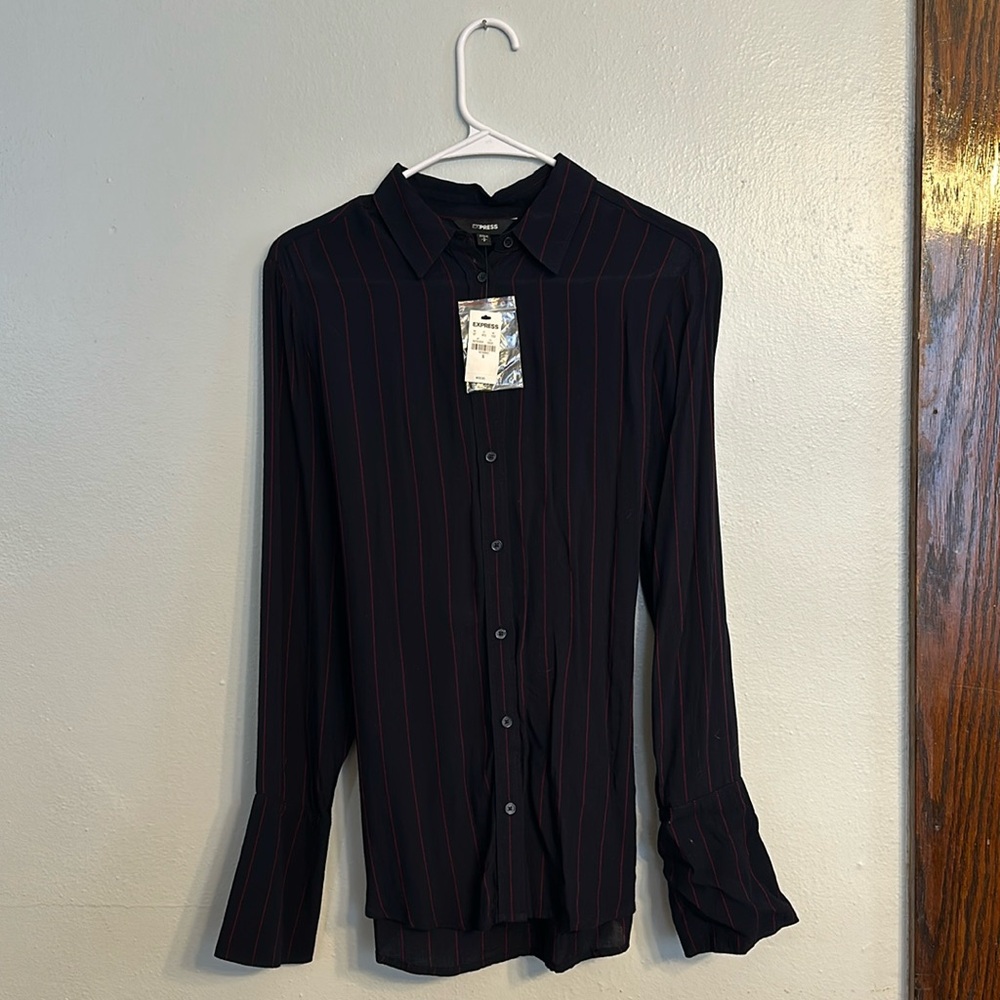 NWT Express Navy Blue & Maroon Button Down Blouse size Small